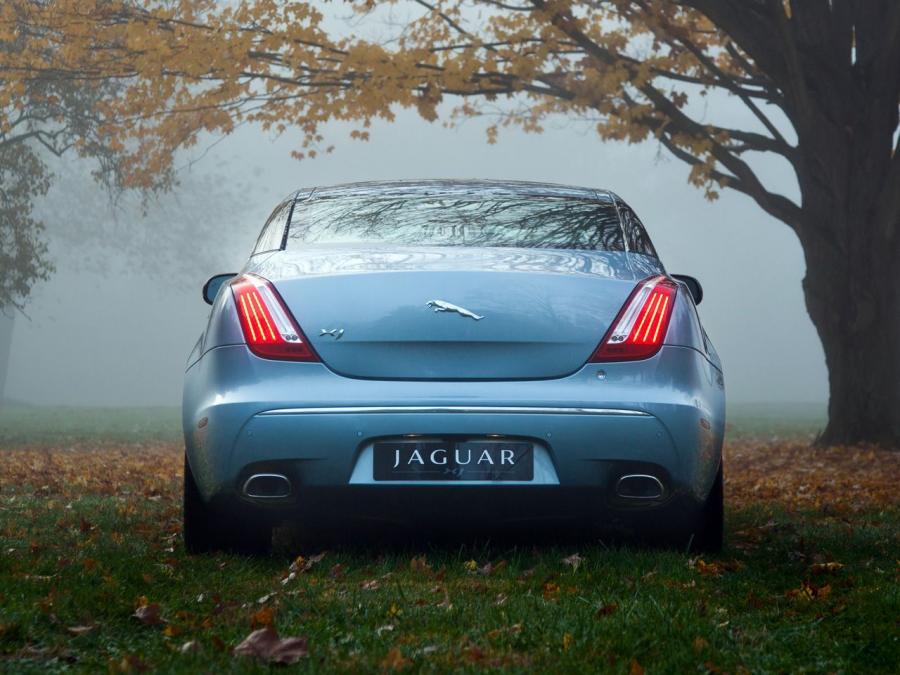  Jaguar XJ SS 2011 года  (US) (фото 4 из 33)